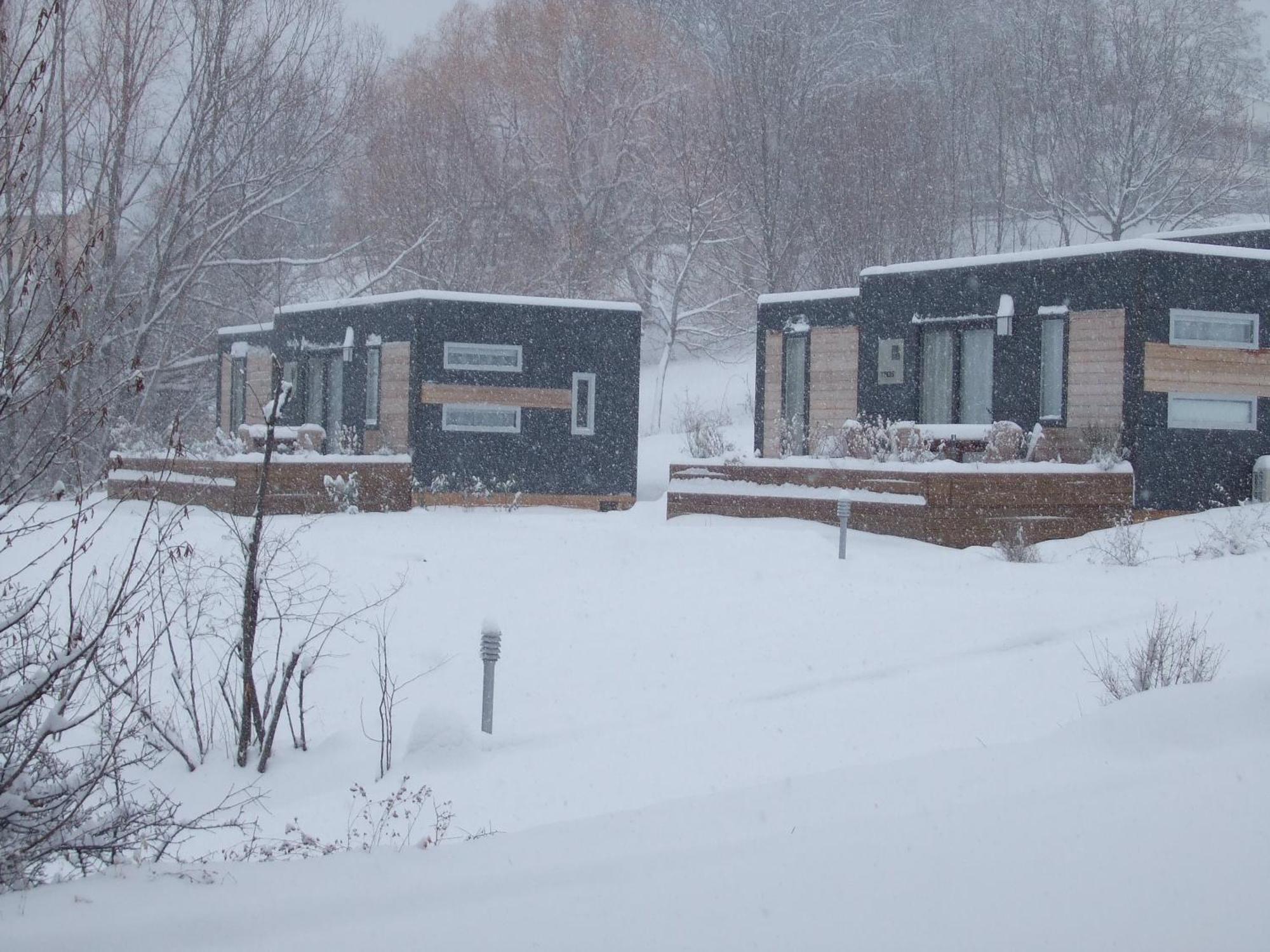 Camping-Hotel De Plein Air Les 2 Bois Baratier Eksteriør bilde